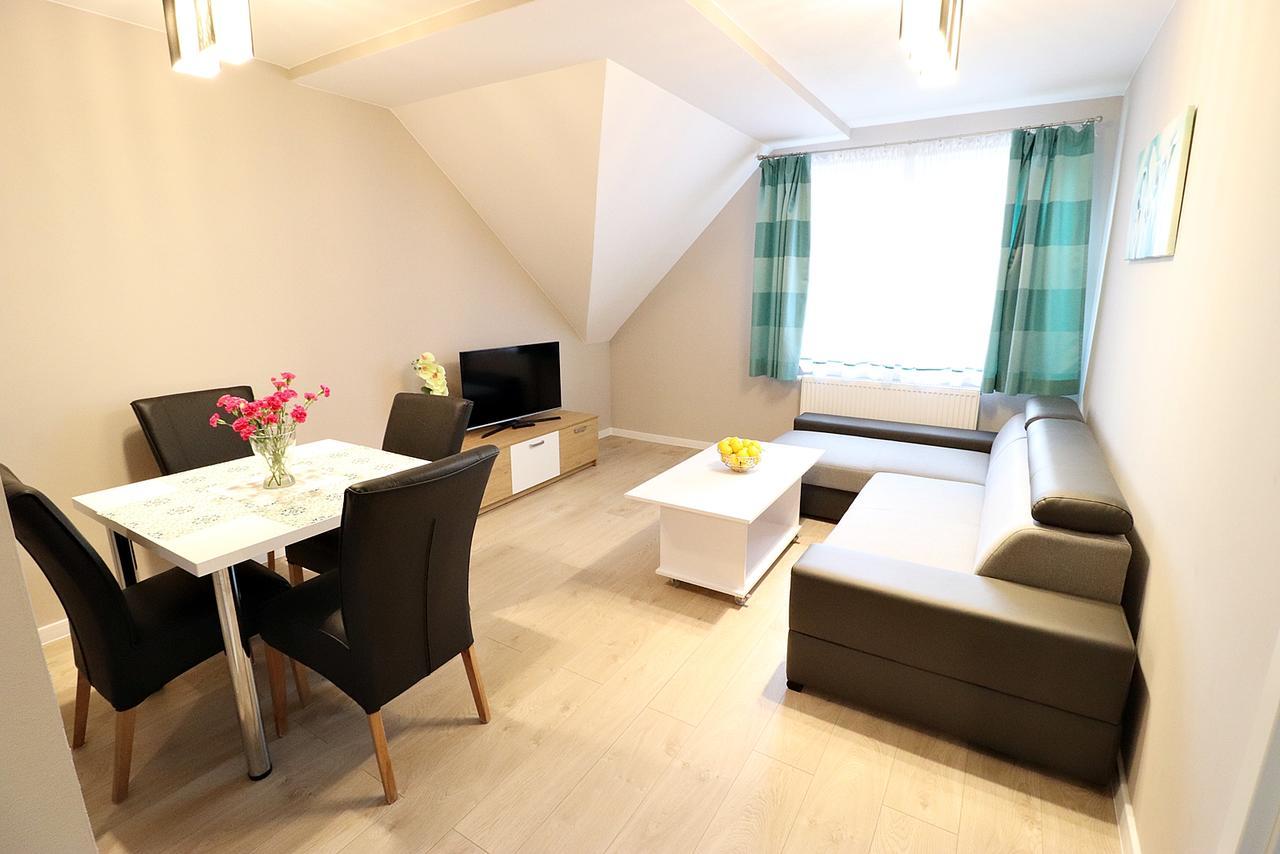 Apartamenty Bm'Kruk Строне-Шльонське Екстер'єр фото